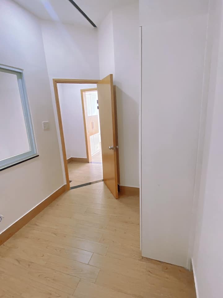 Bác sĩ Y Dược Bán gấp Nhà 260/3A Ngô Quyền, Phường 6, Quận 10, 44m2, 3 Tầng, giá 5 tỷ 9 MTG