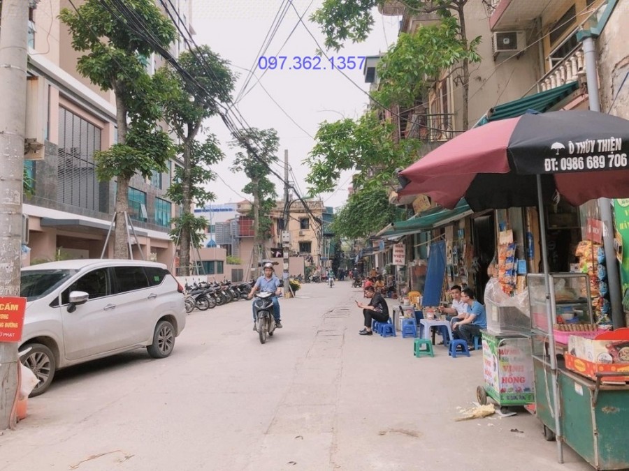 Bán Toà CCMN phố Triều Khúc, Thanh Xuân hơn 10 tỷ, ô tô đỗ cửa, thoáng trước sau, 75 triệu/tháng