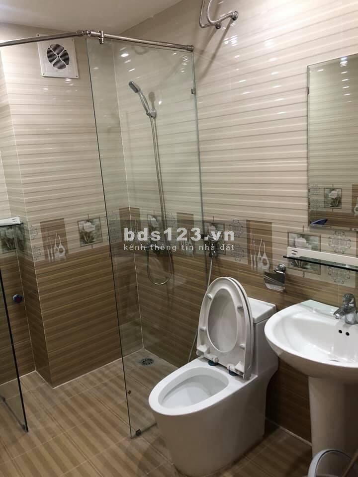 Bán nhà tặng nội thất 5 tầng, dt 38m2, giá nhỉnh 3 tỷ thương lượng