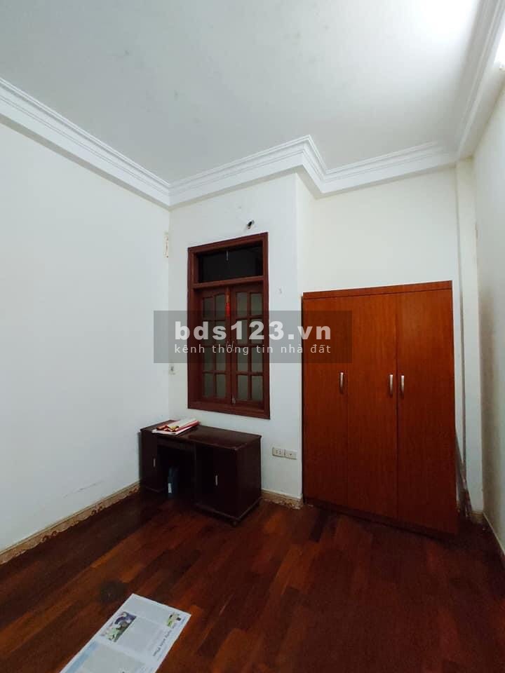 Bán nhà tặng nội thất 5 tầng, dt 38m2, giá nhỉnh 3 tỷ thương lượng