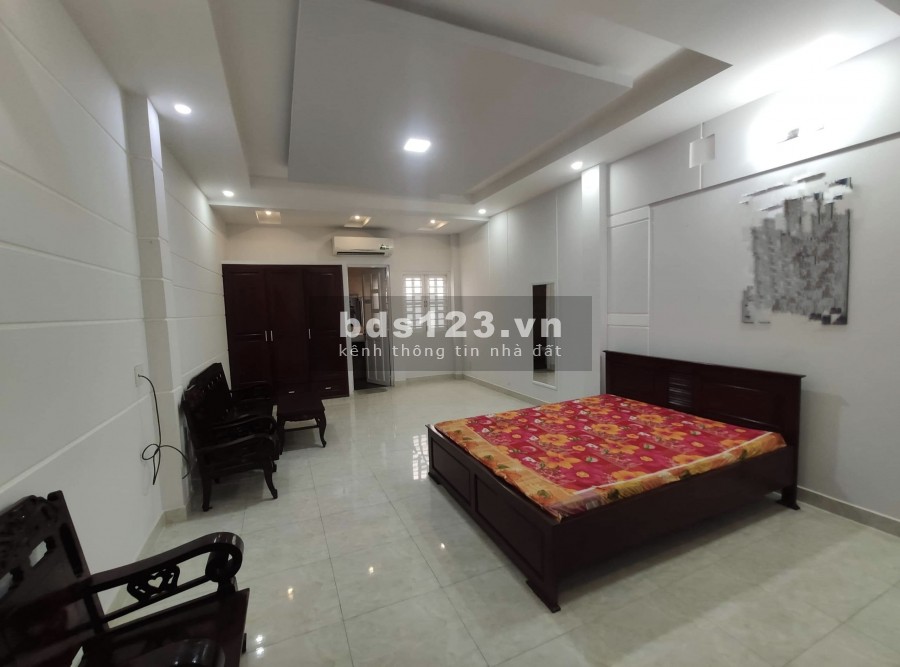 Chủ nhà ngộp mùa Covid,cần bán gấp nhà HXH đường Phạm Văn Chí,Quận 6,giá 4 Tỷ 3