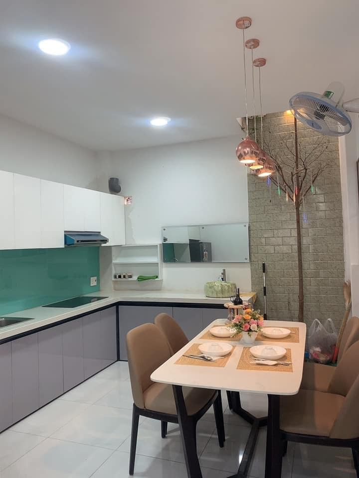 Nhà Quang Trung nguyên căn 3 Tầng hẻm xe hơi giá chỉ 4,3 tỷ