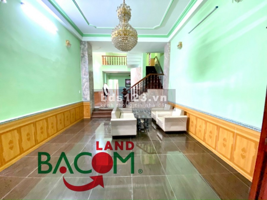 Bán nhà 1 trêt, 2 lầu mặt tiền kinh doanh chợ Tân Hiệp, dt 166m2, giá chỉ 6 tỷ