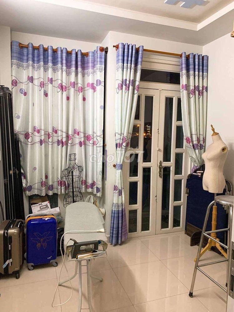 Cần bán gấp nhà Quận Bình Tân, mt Lê Công Phép, 4 tầng, giá 3.1 tỷ, lh 0917173744 Nghĩa
