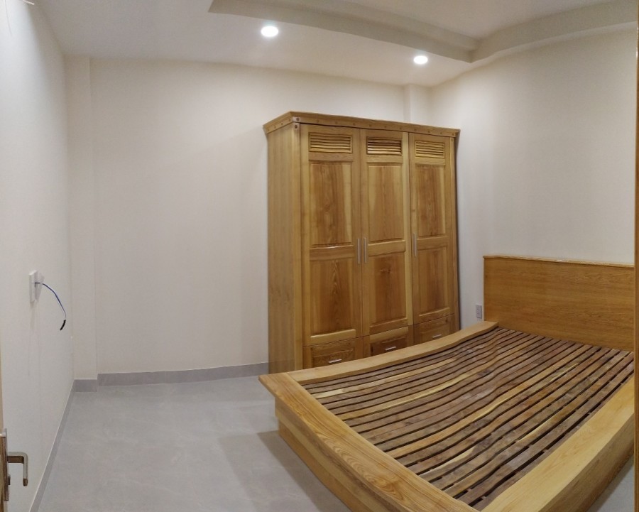 Bán nhà riêng mới xây hẻm xe hơi gần mặt tiền Phan Văn Trị P12