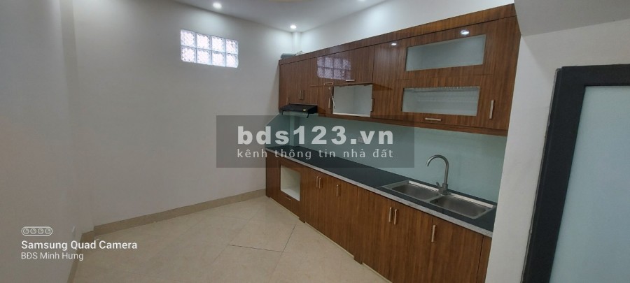 Bán nhà xây mới 4 tầng tại phố Lụa, Vạn Phúc, Hà Đông. Giá 2,5 tỷ. Lh 0984672007