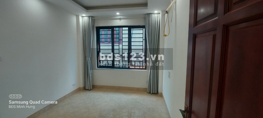 Bán nhà xây mới 4 tầng tại phố Lụa, Vạn Phúc, Hà Đông. Giá 2,5 tỷ. Lh 0984672007