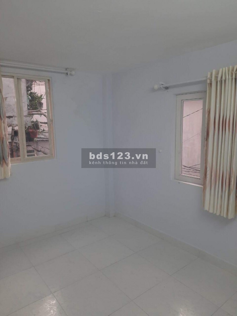 Cần Bán gấp nhà, giảm ngay 100 triệu, giá mới 2.55 tỷ. Trung tâm Phú nhuận Nhà đẹp 3 tầng giá 2.65 tỷ