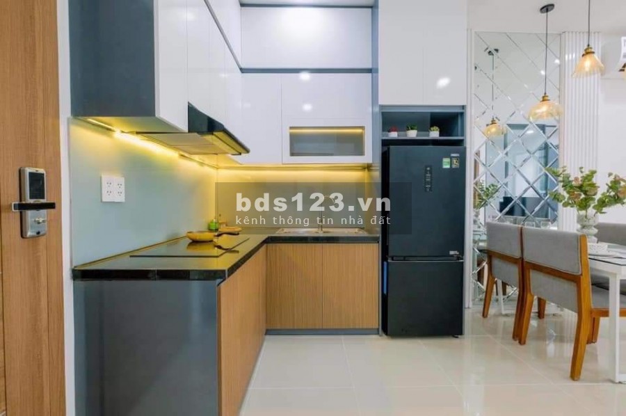 Một căn duy nhất liền kề Thủ Đức giá chỉ 1.55 tỷ, ngay Big C Dĩ An, 2 pn, 2 wc thanh toán 30% nhận nhà