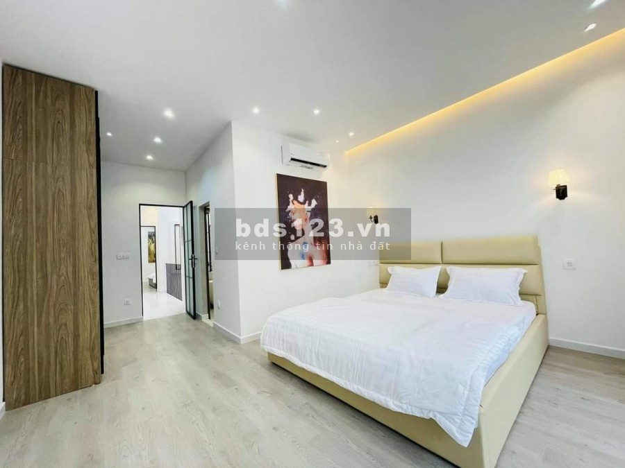 Cần bán nhà mặt phố QL1K, liền kề Thủ Đức, TPHCM