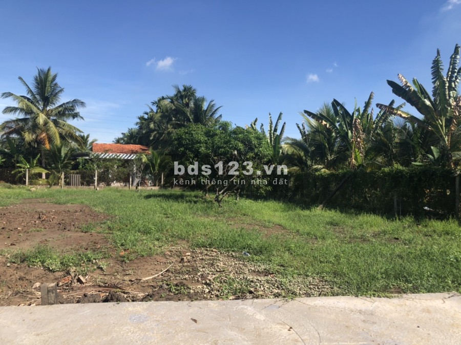 Bán đất nền rộng xã Phước Thạnh, Tp Mỹ Tho, đường oto,dt 5.7x40 (gần 200m2) có 100m thổ cư