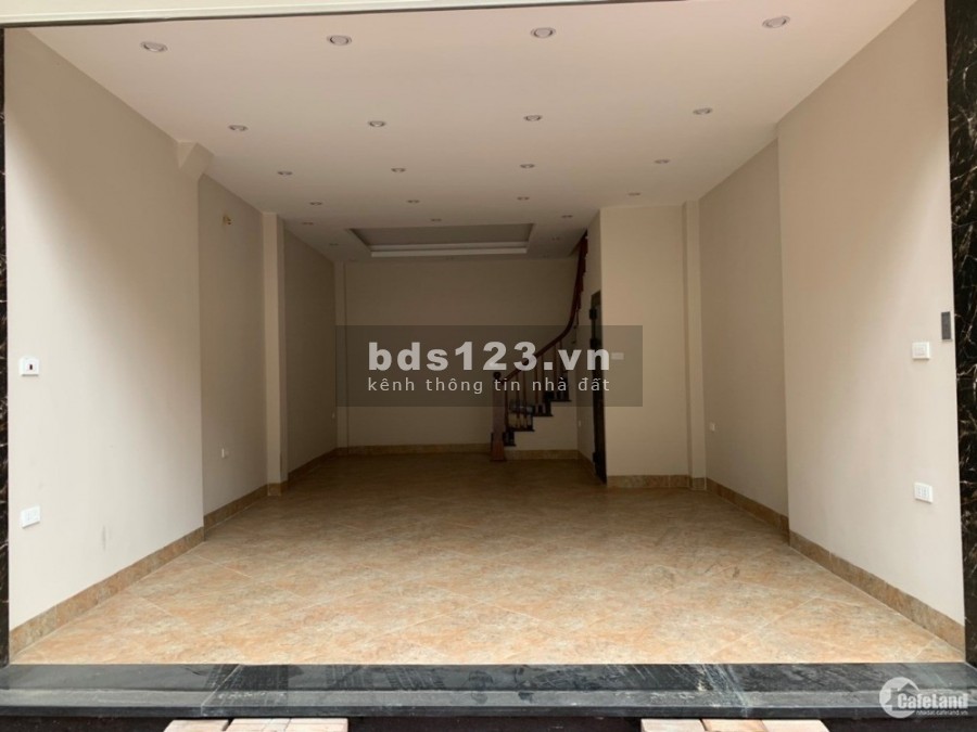 Phân lô, 2 ô tô tránh ngõ Xuân Thủy, 52m2, gara, kinh doanh đỉnh 11.2 tỷ