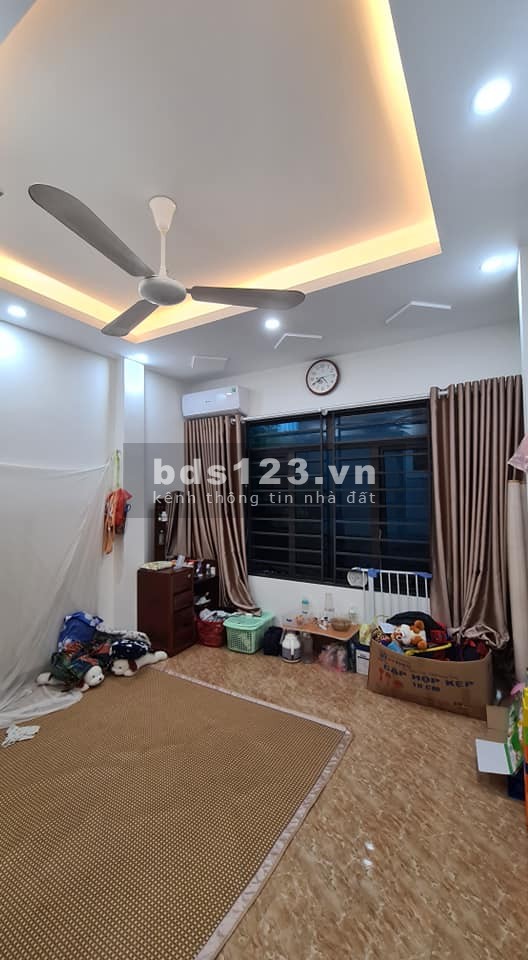 Bán gấp nhà phố Cầu Am, Hà Đông diện tích 36m2, xây 4 tầng giá chỉ 3.5 tỷ