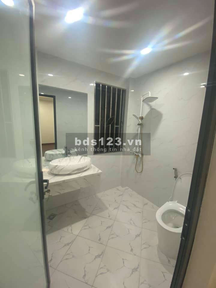 Nhà Mới Lô Góc, Siêu Kinh Doanh, ÔTÔ Đỗ, Đội Cấn - Ba Đình 58mx5T, MT rộng 12.5tỷ