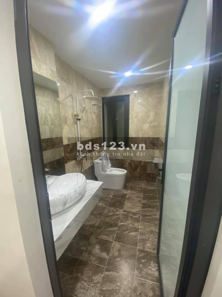 Nhà Mới Lô Góc, Siêu Kinh Doanh, ÔTÔ Đỗ, Đội Cấn - Ba Đình 58mx5T, MT rộng 12.5tỷ