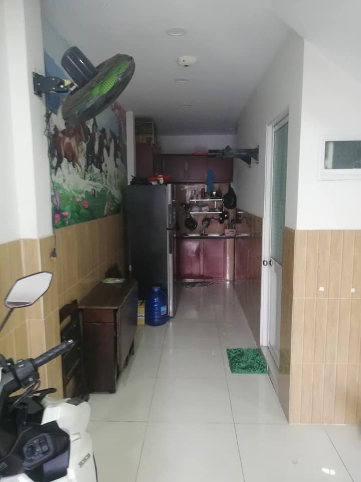 Bán gấp nhà nguyên căn màu Civd, dtsd 44m2, 2 tầng đúc BTCT, giá 3.35 tỷ