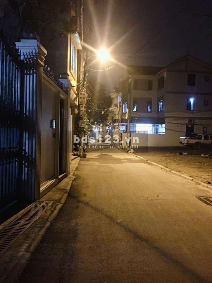 Đất Ngọc Thụy, 103m, MT 5m, ngõ ô tô, 5.89 tỷ