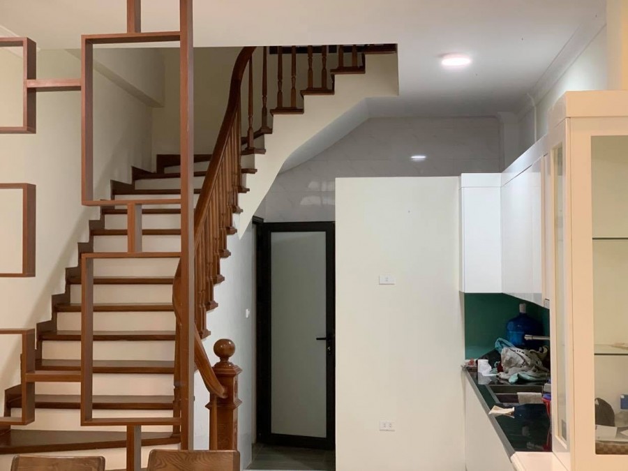 Bán nhà Siêu đẹp phố Vĩnh Phúc diện tích 44m, 5 tầng, gần TT Ba Đình, gần chợ.