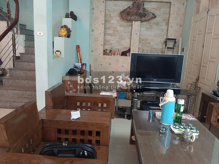 Bán nhà ngõ 373 Ngọc Hồi, 60m2, mặt tiền 6.2m, an sinh đỉnh, 4.1tỷ