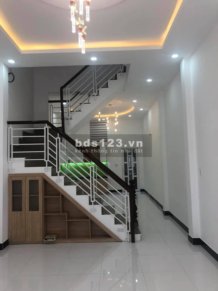 Bán nhà đường Số 2, KDC Quận 5, 2 lầu, hẻm 7m kinh doanh mua bán, Quận Bình Tân