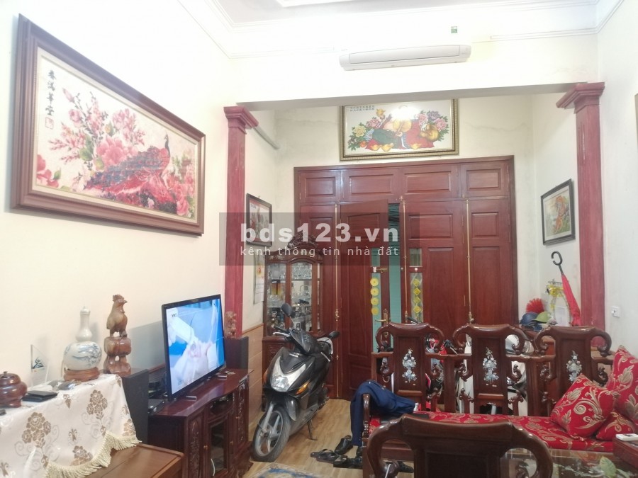 Bán gấp nhà quận Hoàng Mai 40m nhỉnh 3 tỷ SĐCC (ảnh thật)