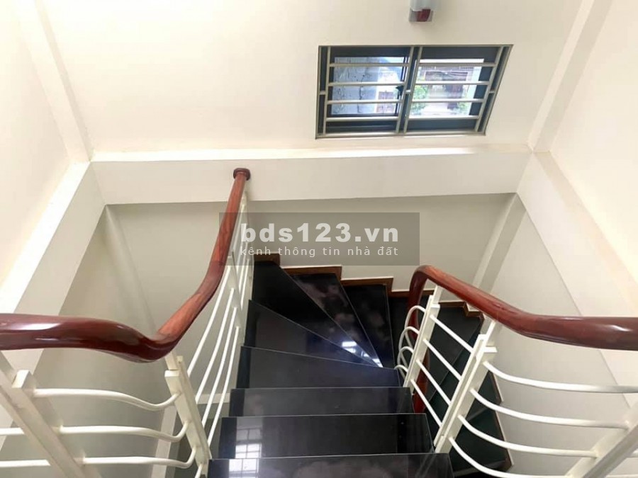 CẦN BÁN NHÀ PHỐ BỒ ĐỀ SĐCC, NGÕ THÔNG, GIÁ 6.5 TỶ
