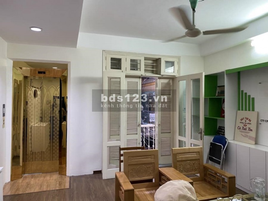 Bán nhà Kim Giang, Thanh Xuân phân lô, ô tô tránh, kinh doanh 60mx5T, Mt5m, 7 tỷ