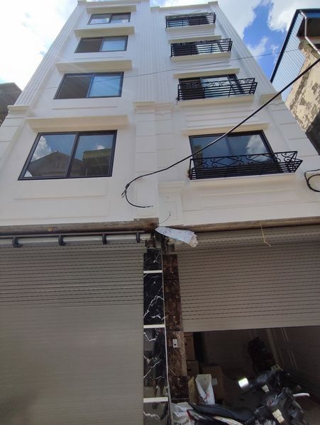 Bán Nhà Ngõ Vương Thừa Vũ 55m2, 6T,MT3.8mgiá 10.5 tỷ Thang Máy Nhập Khẩu