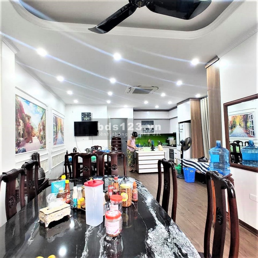 Phân lô Trần Khát Chân - Lò Đúc 7 tầng thang máy, oto vào nhà
