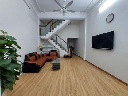 Bán Nhà Hai Bà Trưng 3 Tầng 52m2 3.2 tỷ - Minh khai 52m2/ 3 tầng/ 3.3mt 3.2 tỷ Hai bà trưng