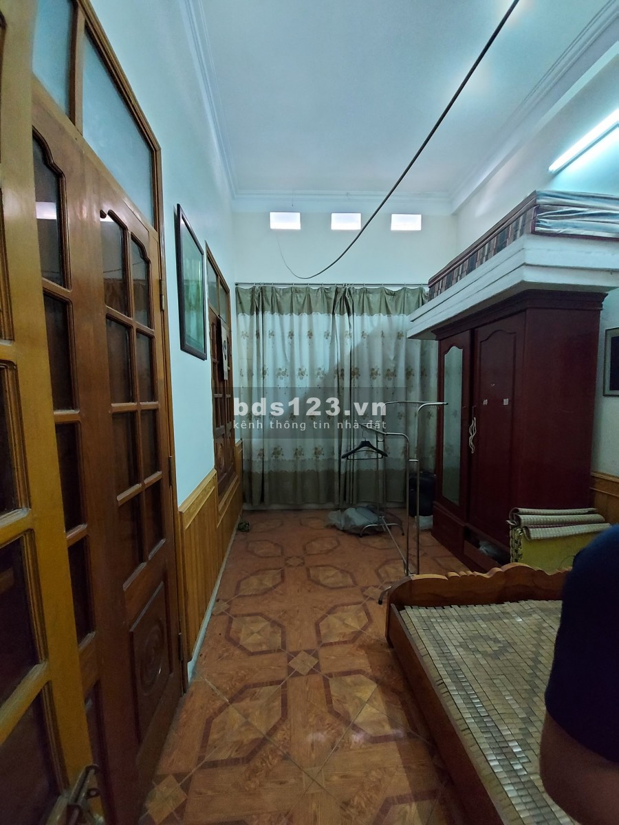 Duy nhất 1 căn phố Định Cong, dt 70m2, 5 tầng giá chỉ 3.7 tỷ