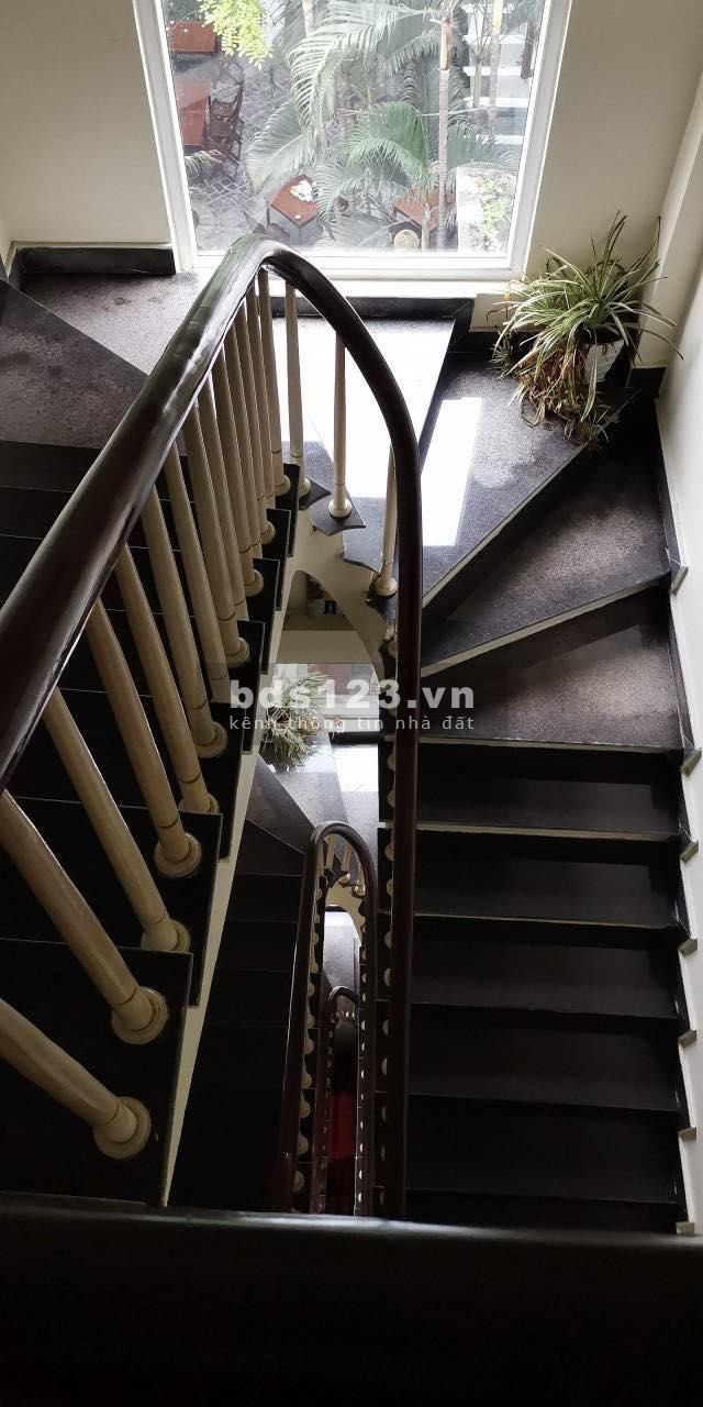 Chính chủ cần bán gấp nhà ngõ phố Hàng Bông
