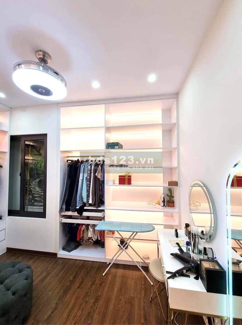 Bán nhà riêng mới 100%, 5 tầng, 45m2 đường Đào Tấn, 9 tỷ