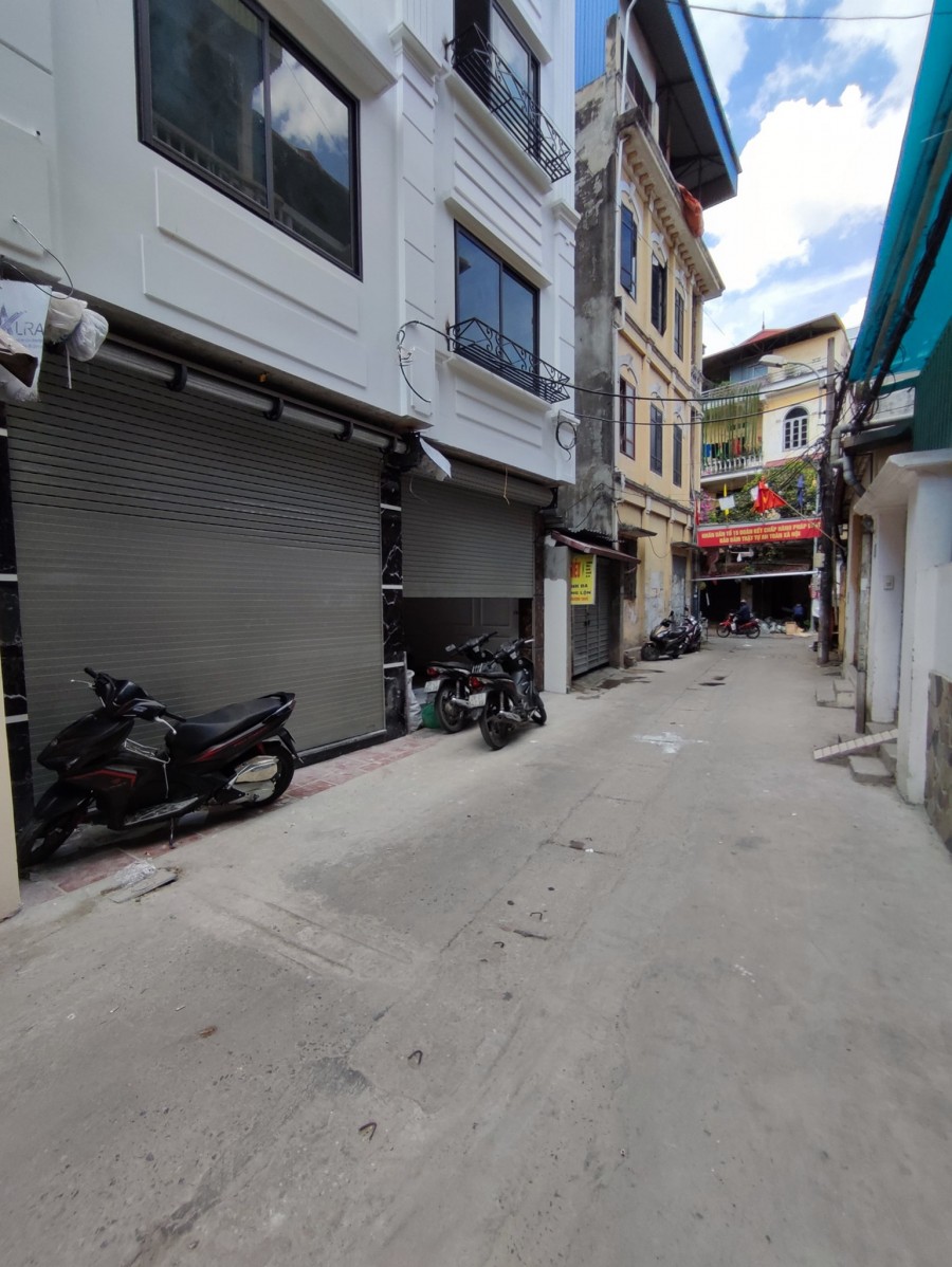Bán Nhà Vương Thừa Vũ 55m2, 6 Tầng Thang Máy, Cách Phố 10m, Ô Tô Tránh, KD, Nhà Mới