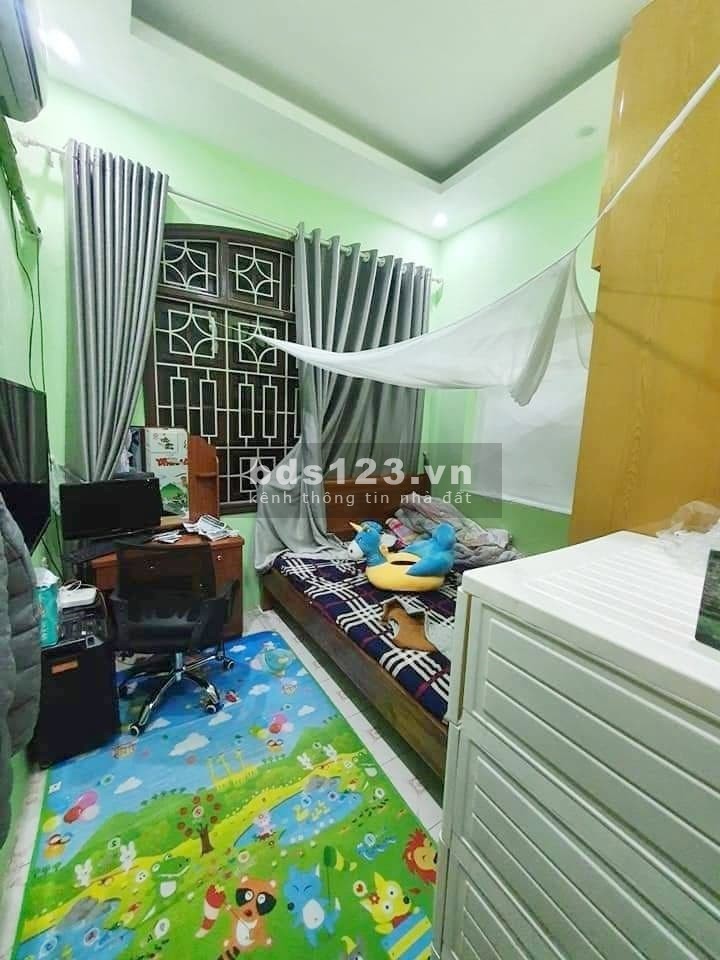 Bán nhà Bùi Xương Trạch, Thanh Xuân 37m2, giá 2.75 tỷ, tặng full nội thất