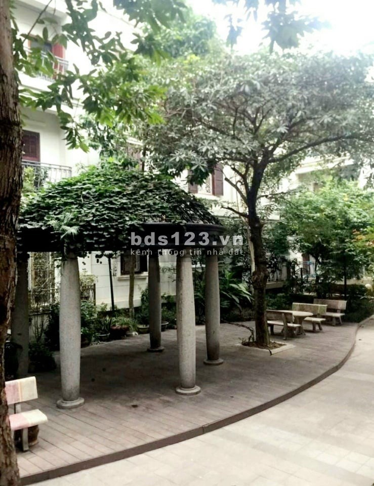 Biệt thử đẳng cấp Hà Đông siêu biệt thự gần 200m, nội thất sang trọng, giá hơn 16 tỷ