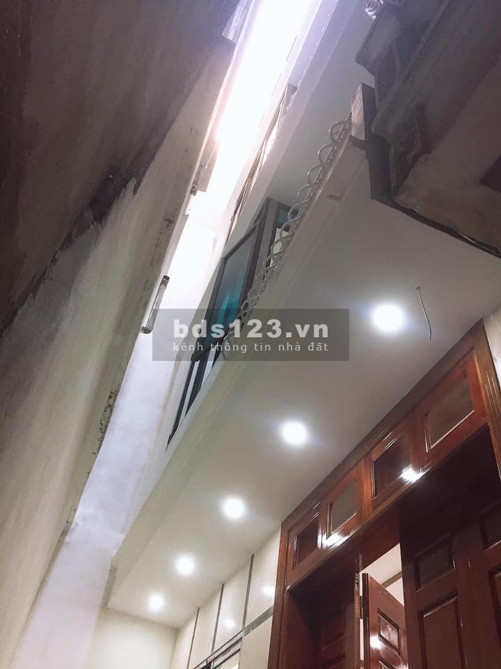 NHÀ MỚI QUẬN HÀ ĐÔNG, VÀI BƯỚC RA PHỐ TẢN ĐÀ, THOÁNG, MUA NHÀ ĐẾN Ở NGAY, NHỈNH 3 TỶ.