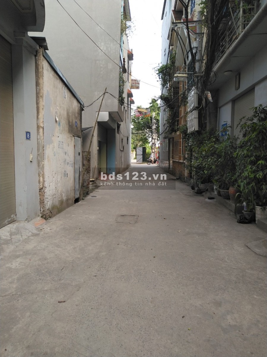 Mình bán đất phố Thanh Đàm, ô tô vào nhà, dt 69m2, giá 5.25 tỷ