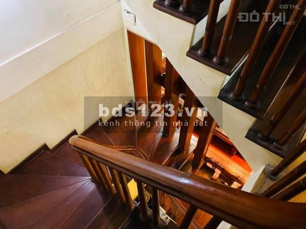 Bán nhà Vạn phúc Hà Đông. DT 32m xây mới 5 tầng.MT 5m. oto đỗ cửa. LH 0984042591