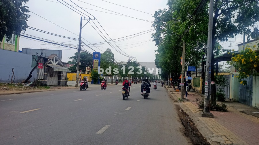 Đất sổ riêng thổ cư góc 2mặt tiền đường Bùi Hữu Nghĩa 10x16m