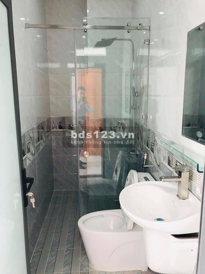Bán nhà đường Số 2, KDC Quận 5, 2 lầu, hẻm 7m kinh doanh mua bán, Quận Bình Tân