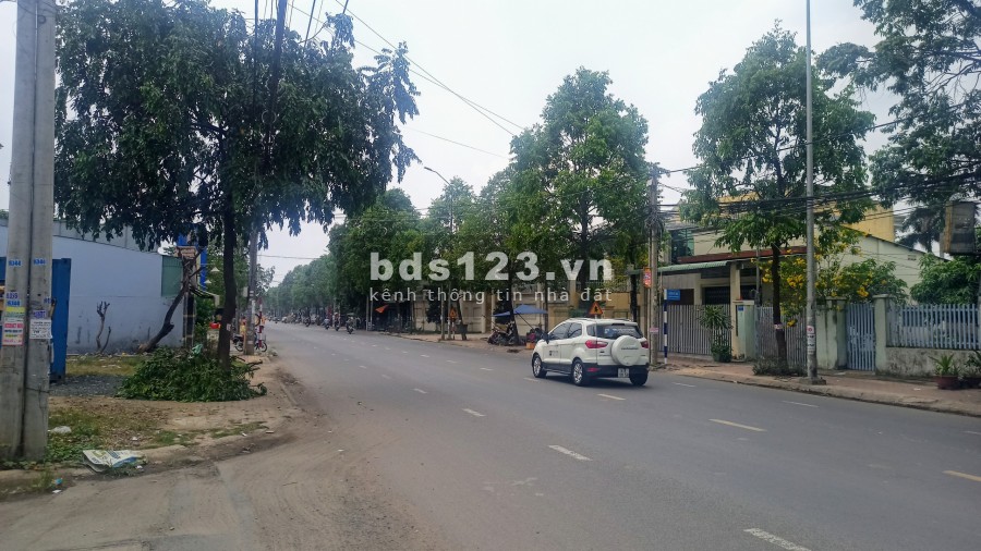 Đất sổ riêng thổ cư góc 2mặt tiền đường Bùi Hữu Nghĩa 10x16m