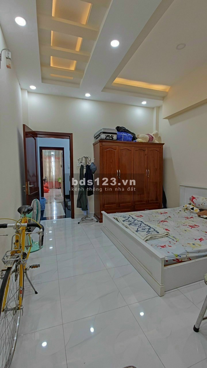 Nhà 4 tầng, mặt tiền KDC Tân Mỹ, P. Tân Phú, Quận 7