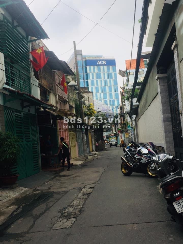 Bán nhà nát dt 116m2 .Ô Tô ngủ nhà. Hẻm 5M Thông tứ hướng, giá 12.5 tỷ