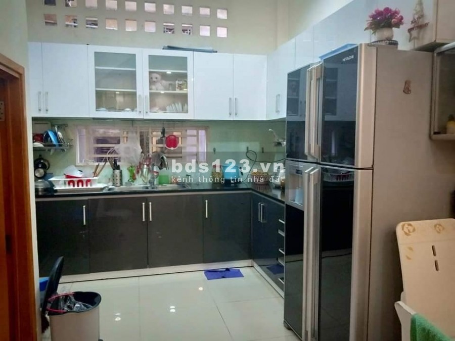 (Tân Bình)Bán nhà đẹp, Cống Lở, Hoàng Bật Đạt, dt 44m2, 3 tầng, giá 4.45 tỷ