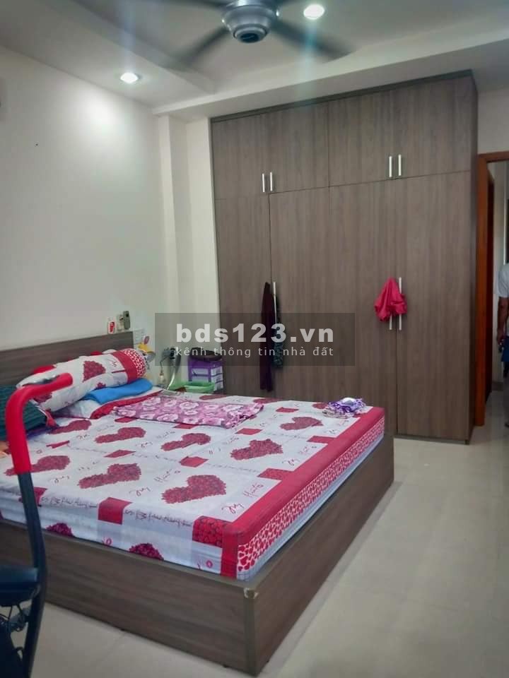 (Tân Bình)Bán nhà đẹp, Cống Lở, Hoàng Bật Đạt, dt 44m2, 3 tầng, giá 4.45 tỷ