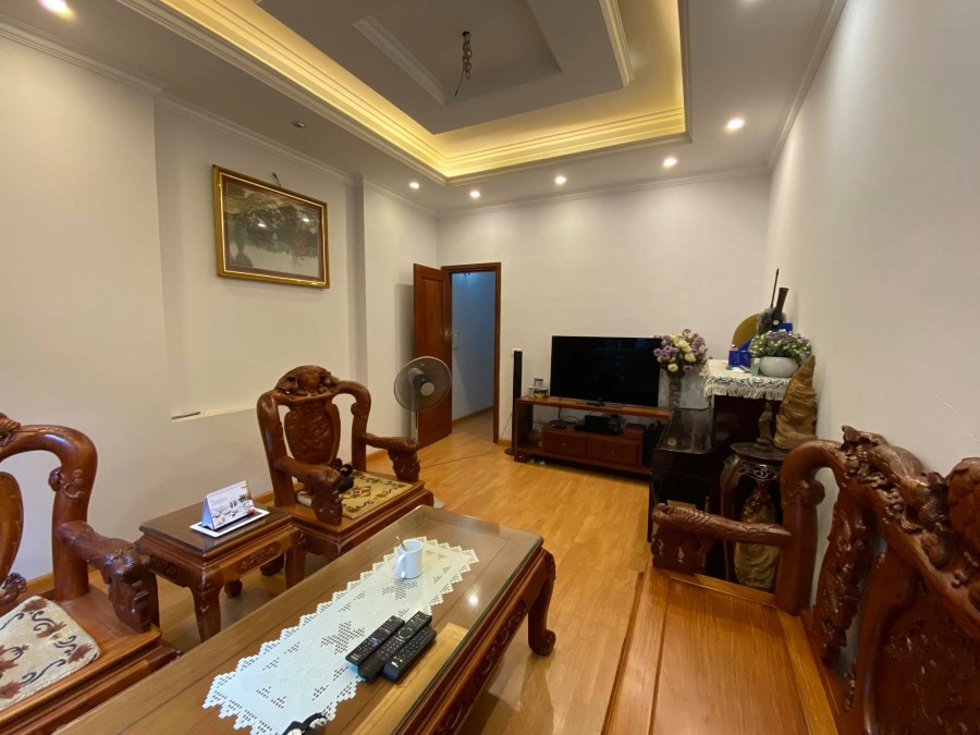 Bán nhà Mặt phố Bùi Xương Trạch 60m 5T 11tỷ Kinh Doanh siêu đỉnh