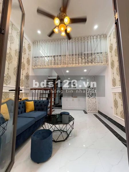 Rẻ nhất phố, Bán nhà Ngọc Khánh Quận Ba Đình, 4 tầng giá 3 tỷ