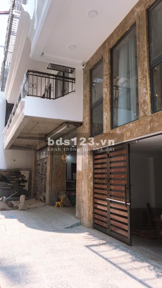 Mặt phố kinh doanh tòa VP Trần Duy Hưng, Quận Cầu Giấy 88m2, giá 27,5 tỷ