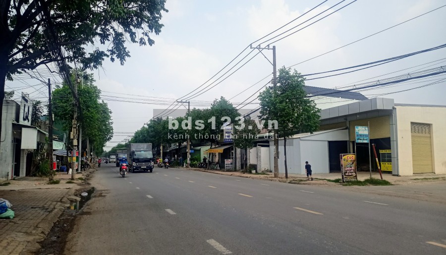 Đất sổ riêng thổ cư góc 2mặt tiền đường Bùi Hữu Nghĩa 10x16m